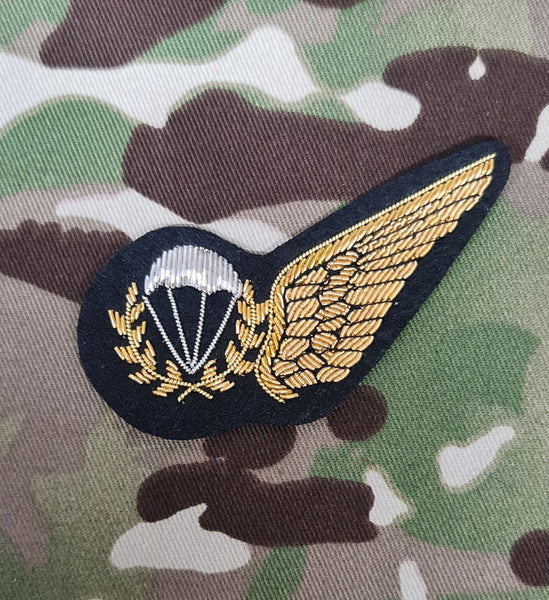 Brevet/Wings-Qualifikation für Fallschirmspringer der britischen Armee in Goldbarren auf schwarzem Kleid Nr. 1