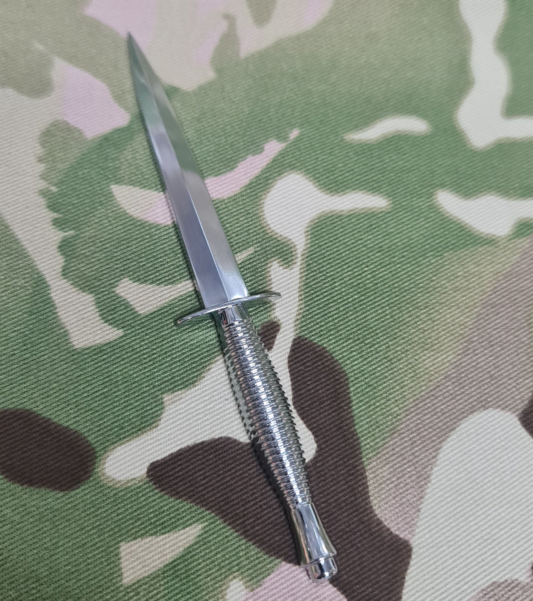 Commando Dagger / Fairburn Sykes - Chrom ABS 3D Auto / Auto / LKW / Aufkleber / Logo
