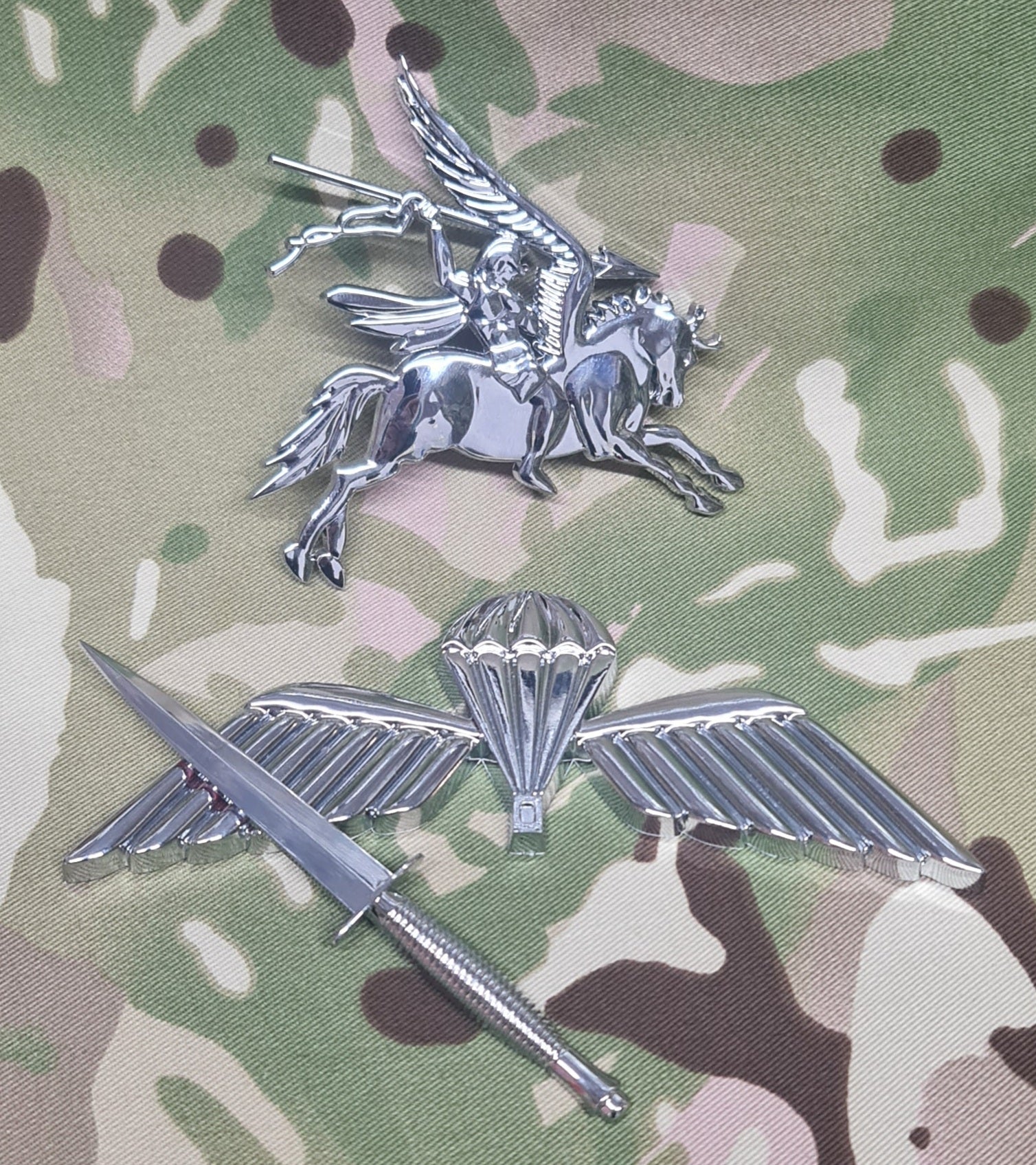 Commando Dagger / Fairburn Sykes - Chrom ABS 3D Auto / Auto / LKW / Aufkleber / Logo