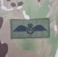 RAF Royal Air Force – Pilot Wings Qualification Wings Stoff – gedämpft (CIIIR)