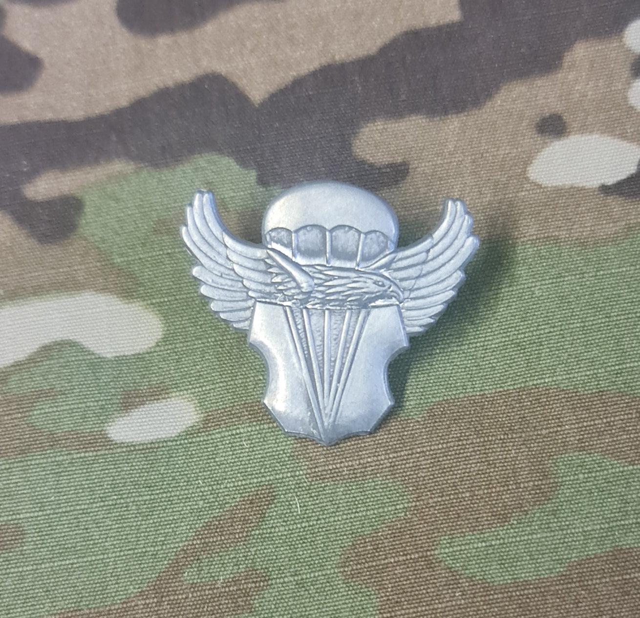 Estland / Estnisch - Fallschirmspringer / Fallschirmjäger-Sprungflügel - Metall