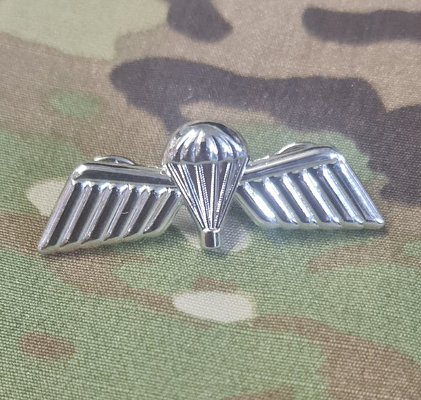 Netherlands Parachutist / Paratrooper Jump Wings Metal - B Wing (Basic) Miniature Mess Dress Version