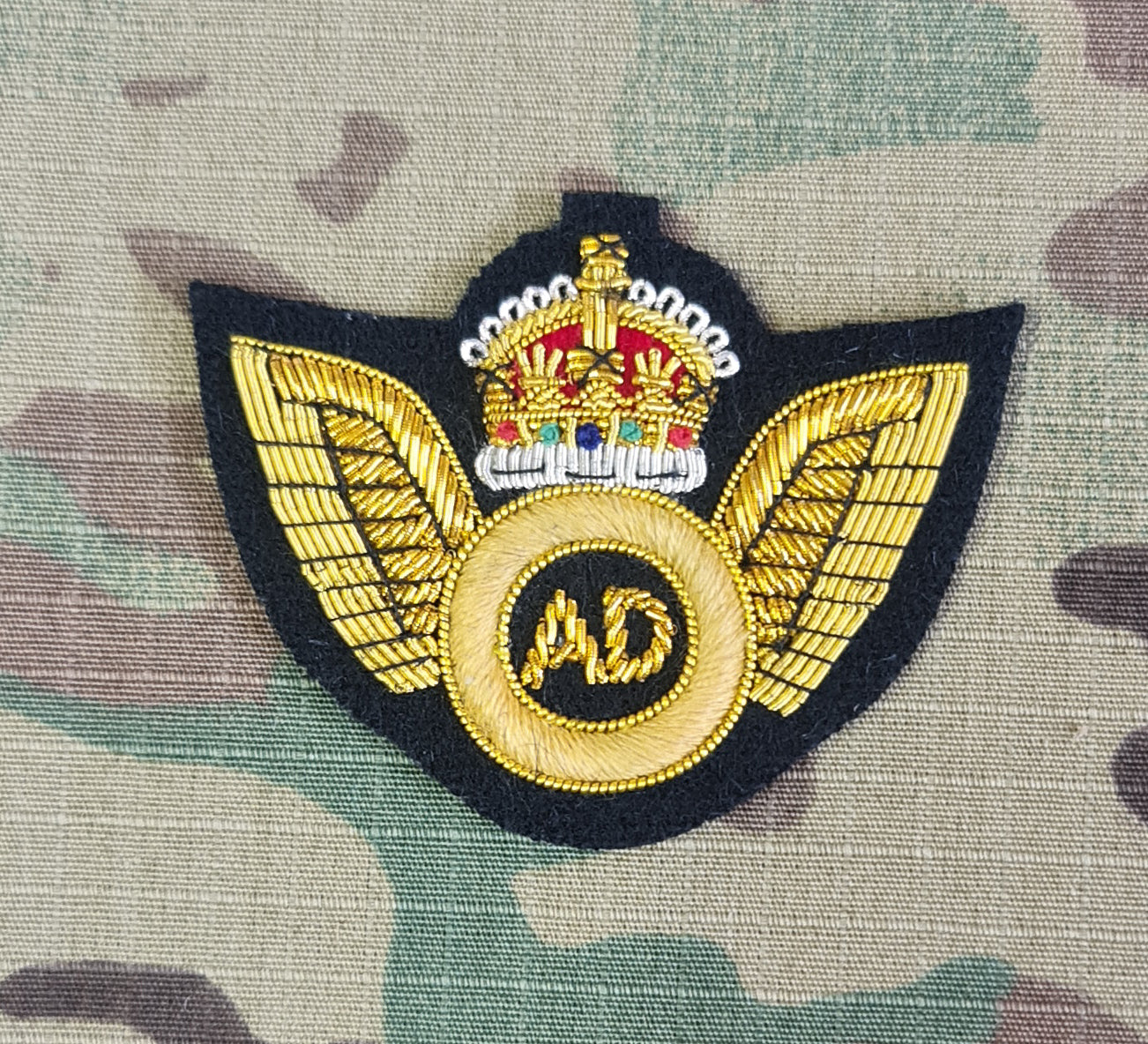 Britische Qualifikationsgeschwader – Air Dispatch AD – Goldbarren auf schwarzem Nr. 1-Kleid (CIIIR)