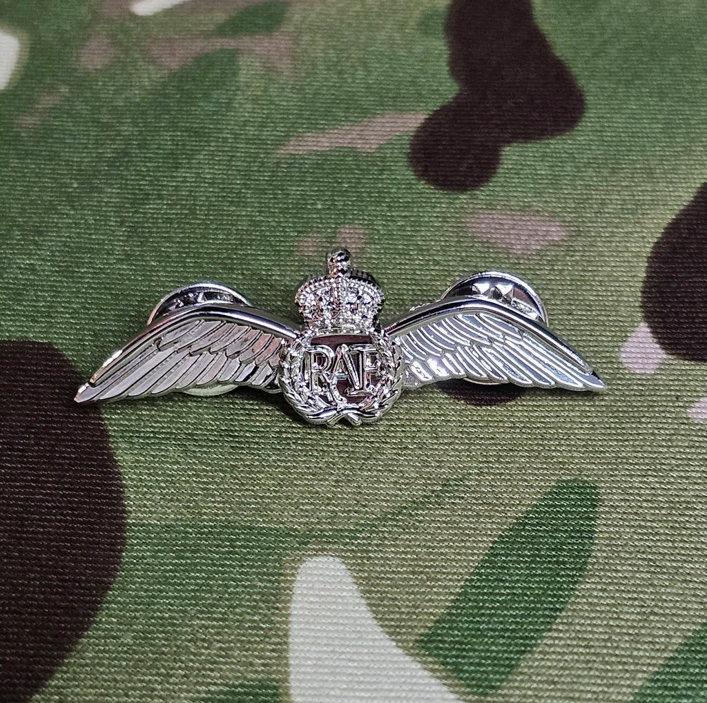 RAF / Royal Air Force Pilotenflügel aus Metall (Kings Crown / CR3) – (Miniatur / Mess Dress)