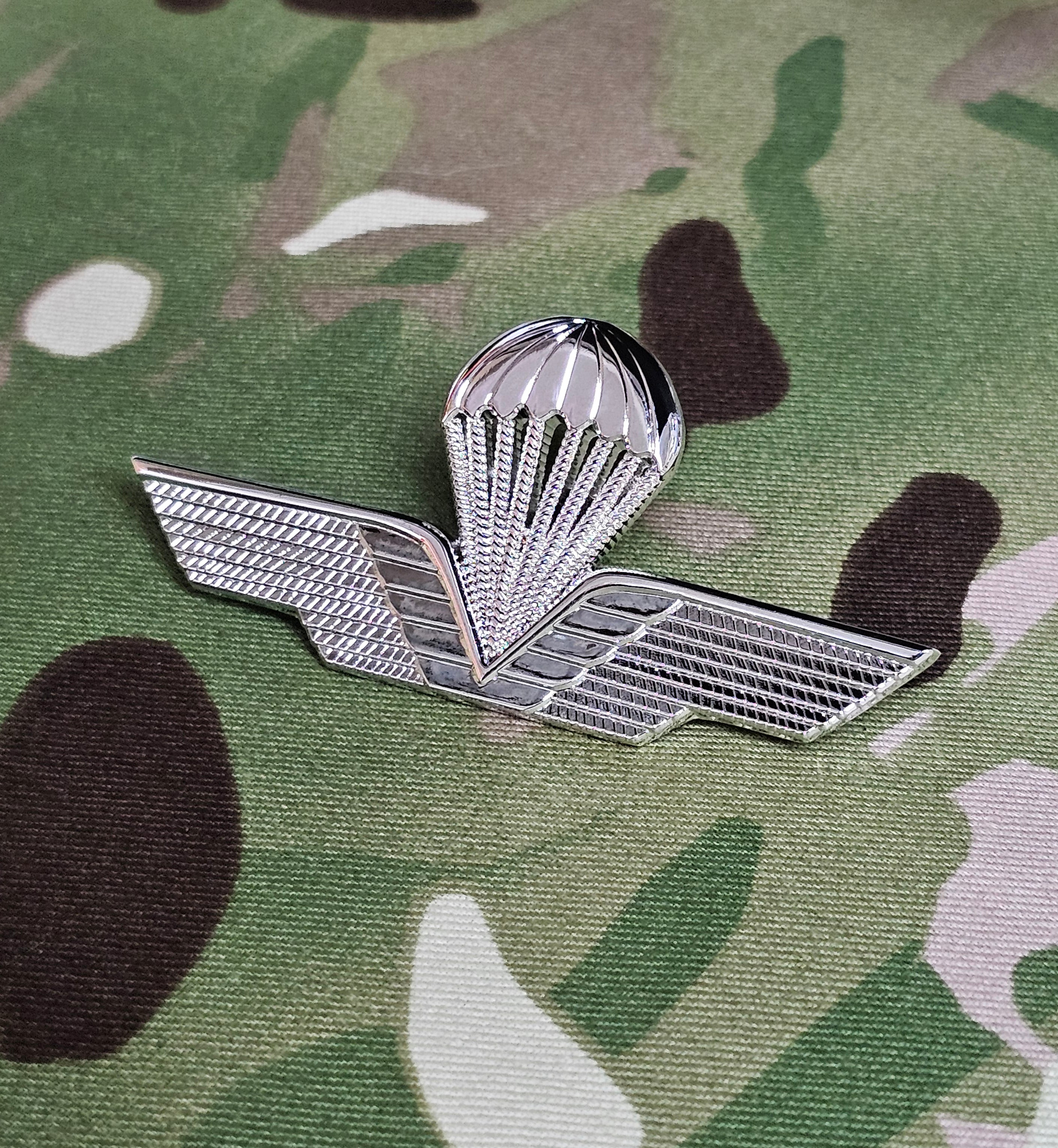 Italien / Italienische Fallschirmspringer-Sprungflügel aus Metall - Basic