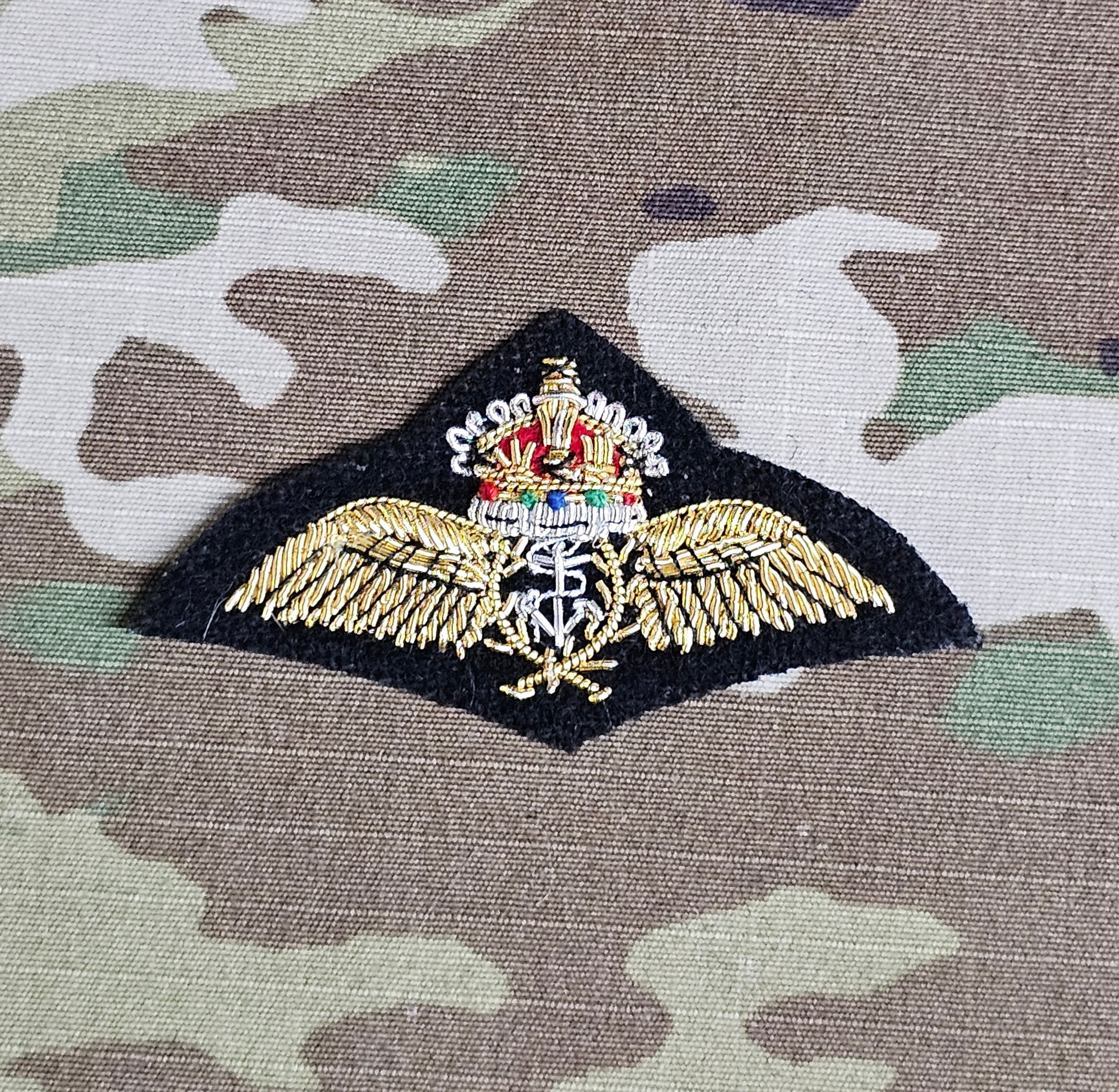 Mess Dress Badge (CIIIR) der Pilot Wings der Fleet Air Arm (FAA) der Royal Navy