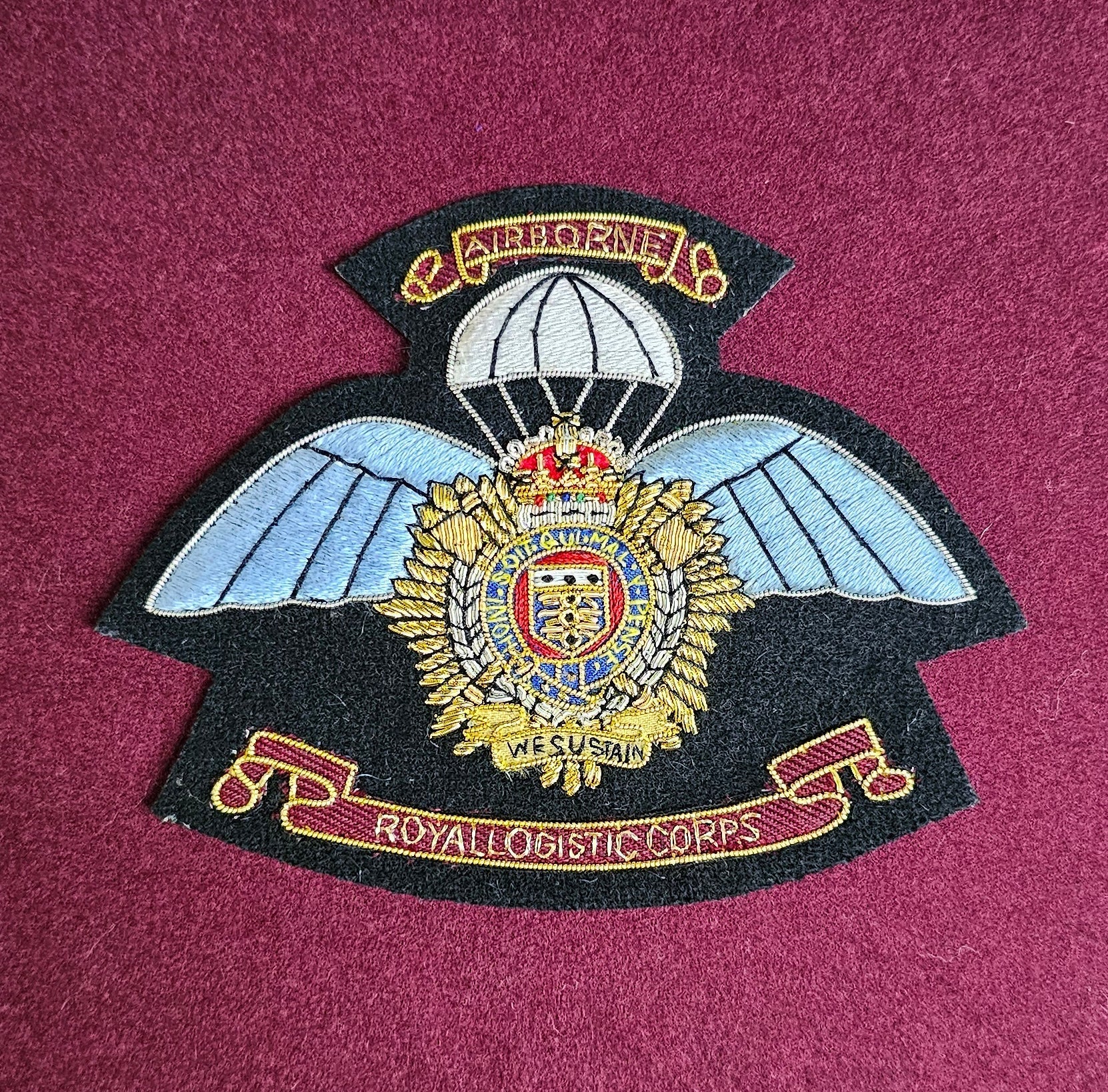 Handgesticktes Blazer-Abzeichen des Airborne Royal Logistic Corps (RLC) aus Drahtbarren (CR3