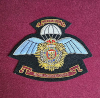 Handgesticktes Blazer-Abzeichen des Airborne Royal Logistic Corps (RLC) aus Drahtbarren (CR3