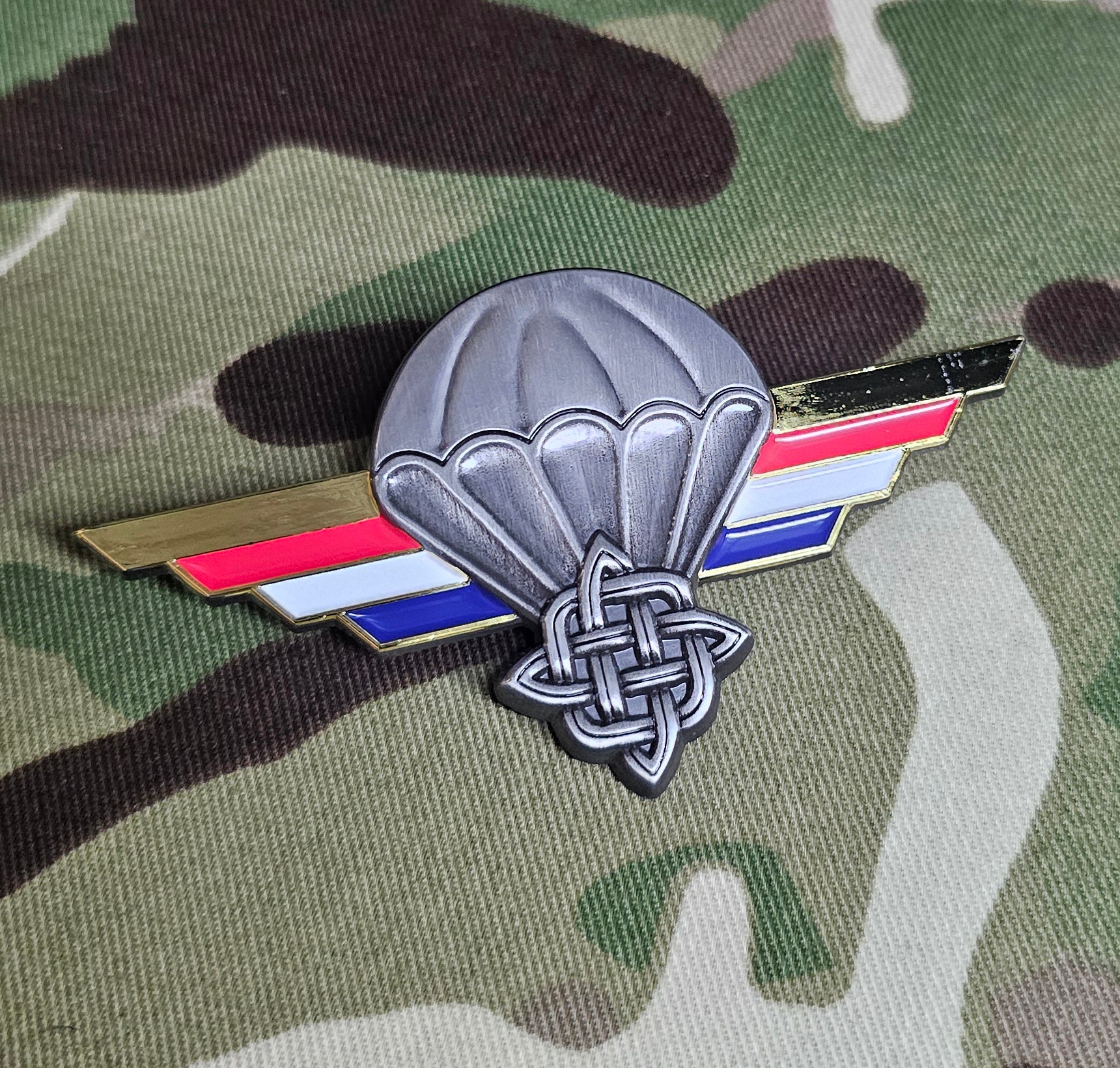 Croatia / Croatian - Parachutist Qualification Metal Jump Wings -Advanced (Gold)