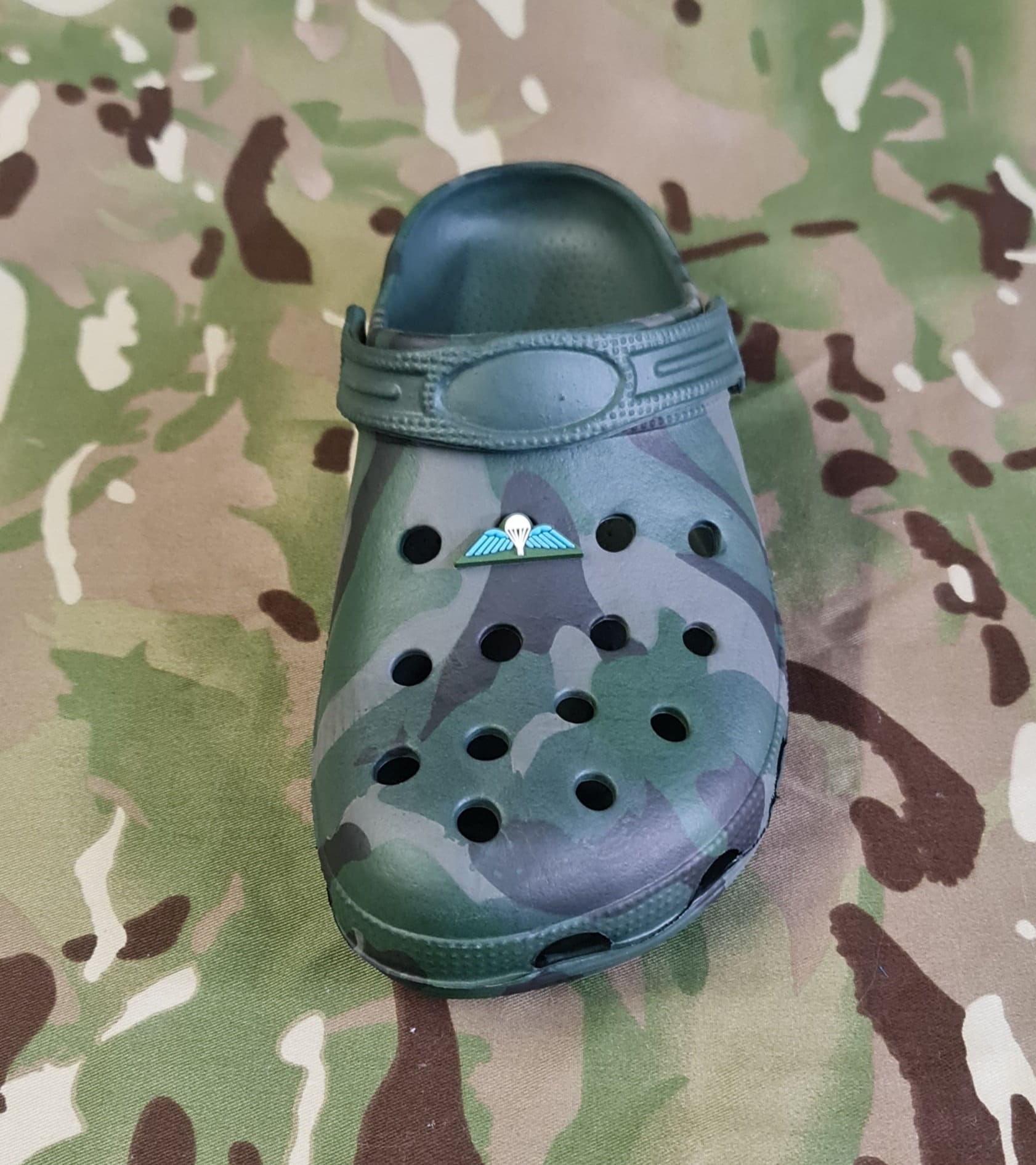 NEW Adult - Camo / Tan PVC Clog - Add jibbitz / chrams to customise - Outdoor / shower / camping footwear shoes -Sizes 6-11