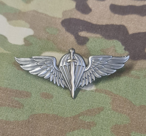 New Style Ukraine / Ukrainian Parachutist / Paratrooper Jump Wings Metal