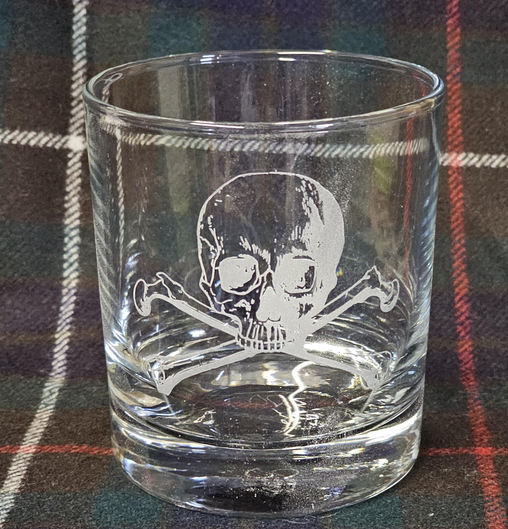 Skull and cross bones - Engraved Tumbler Whiskey Glass old fashioned style Tumbler Glass 330ml pirate / poison