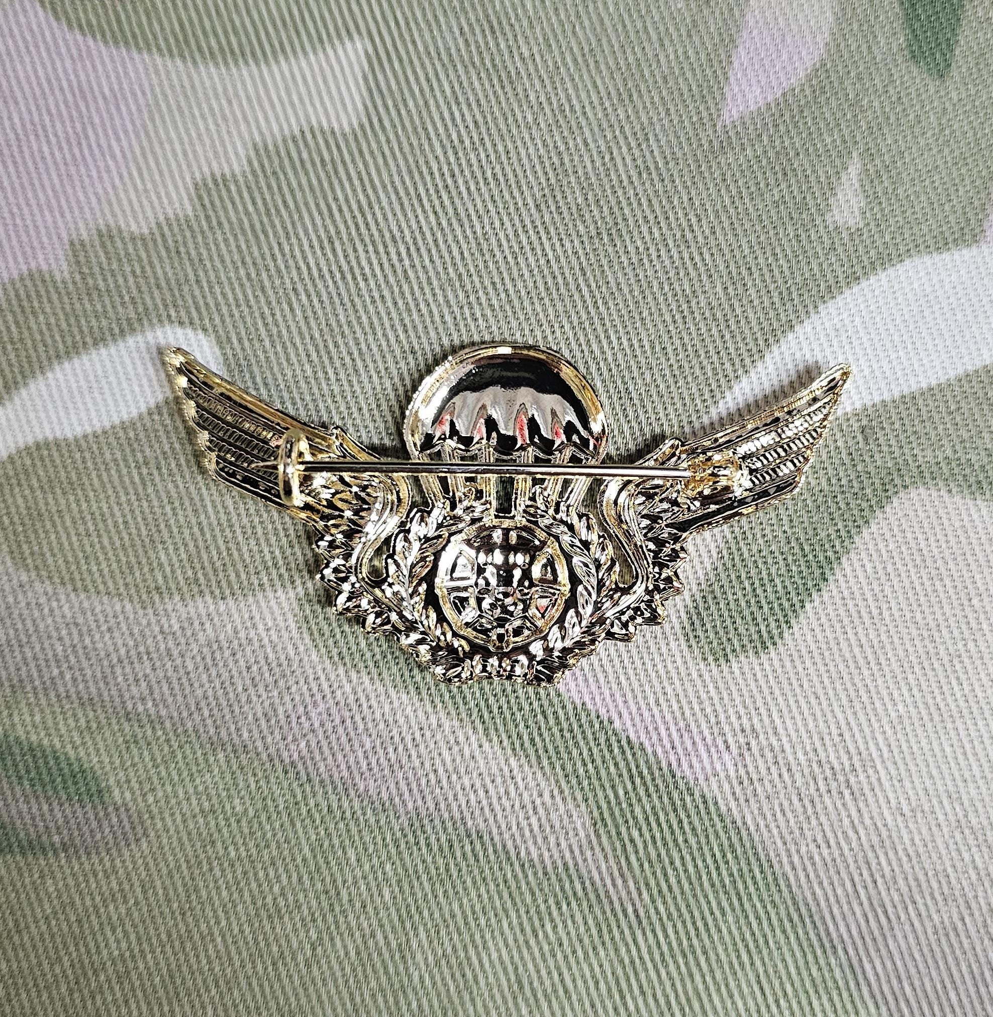 Portugal / Portuguese - Parachutist / Paratrooper Jump Wings - Metal pin badge brooch