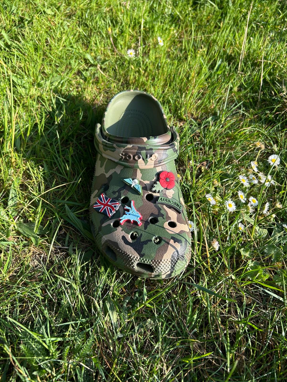 Shoe charm set x 5 - clog / water shoe - novelty charm / gem / logo customise your tactical military army footwear Airborne Wings