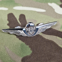 Austria / Austrian Parachutist / Paratrooper Jump Wings Metal badge / brooch