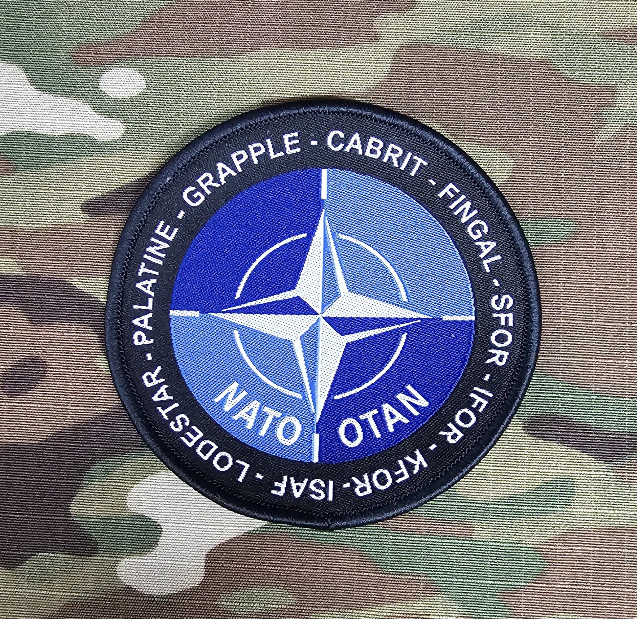 NATO North Atlantic Treaty Organisation / isaf / otan / kfor / ifor / Cabrit - British Military Army Navy RAF woven 80mm dia patch / badge