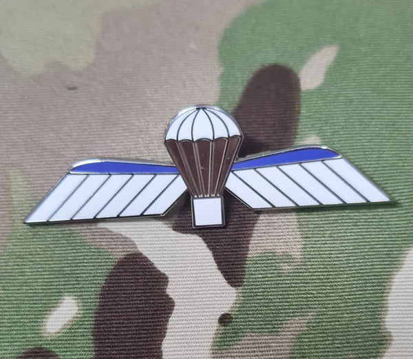 Netherlands Parachutist / Paratrooper Jump Wings Metal - B Wing (Basic) Colour Enamel