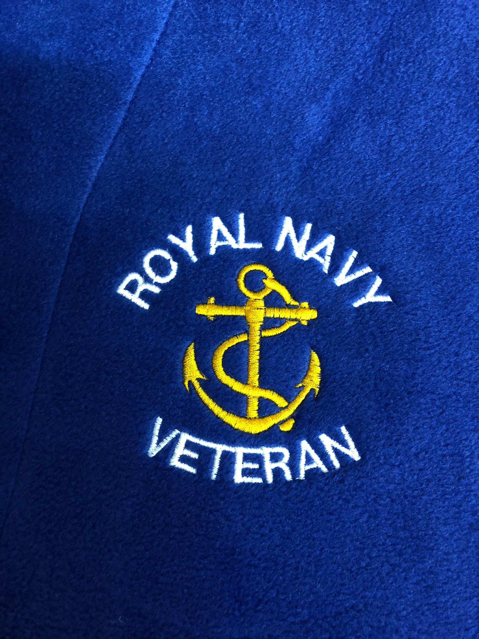 Royal Navy Veteran - Gesticktes Logo / Design / Motiv - Wählen Sie Ihr Kleidungsstück