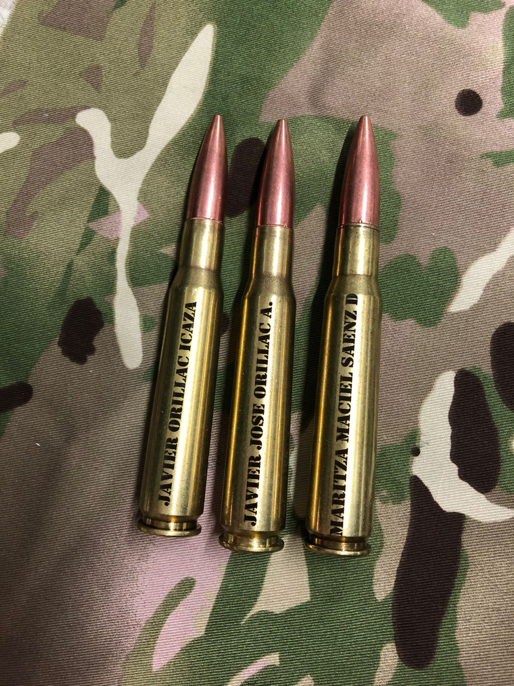 Gravierter / personalisierter Flaschenöffner mit .50 Cal Maschinengewehrkugel