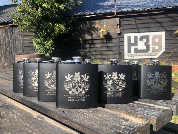 Personalised Gift Engraved / Personalised Hipflask 6oz Matte Black logo & Text - scottish scotland highland family crest clan shield totum