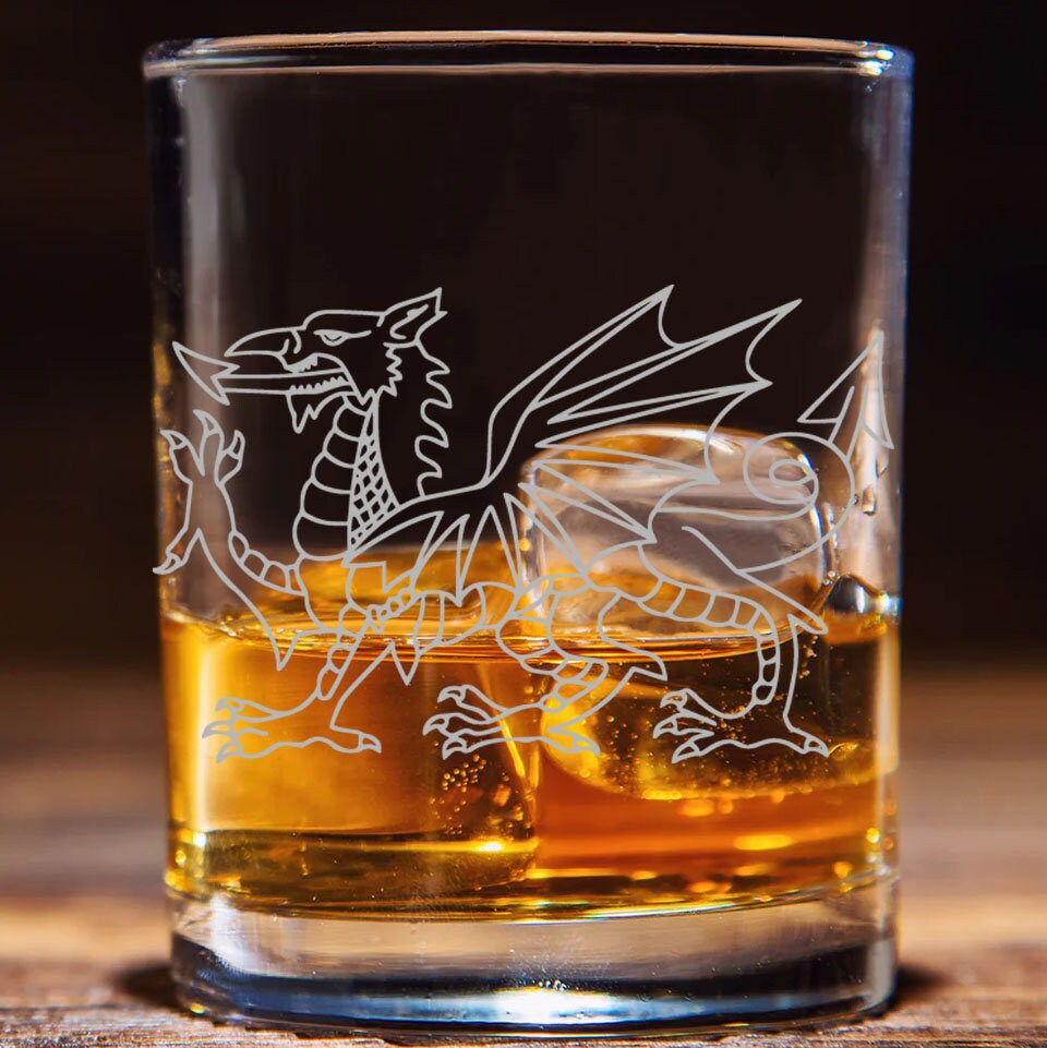 Welsh Wales Cymru Dragon design / logo - Engraved Tumbler Whiskey Glass old fashioned style Tumbler Glass 330ml - low ball tumbler