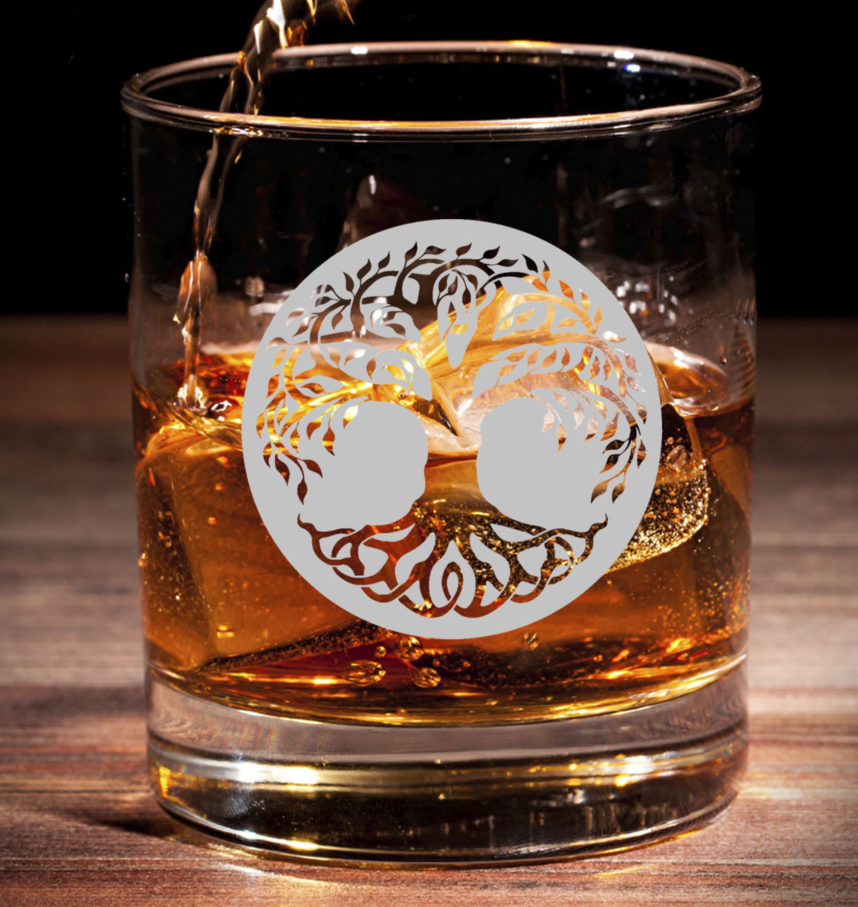 Tree of life / celtic - Engraved Tumbler Whiskey Glass old fashioned style Tumbler Glass 330ml