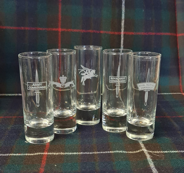 X2 (Pair) of Engraved Cap Badge / logo - tall slim contemporary Shot Glasses 60ml - submariner / Pegasus / commando / royal marines