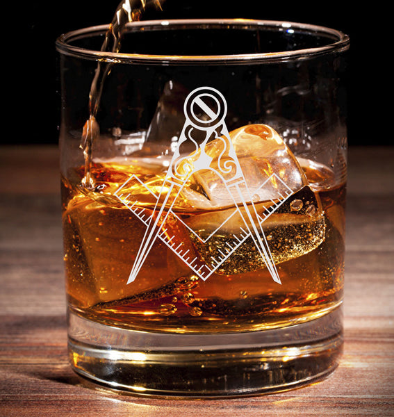 Square and Compass / Engraved Freemason (Mason / Masonic) Tumbler Whiskey Tumbler Glass 330ml - low ball glass