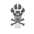 MWD K9 Totenkopf und gekreuzte Knochen – Gesticktes Design – Wählen Sie Ihr Kleidungsstück
